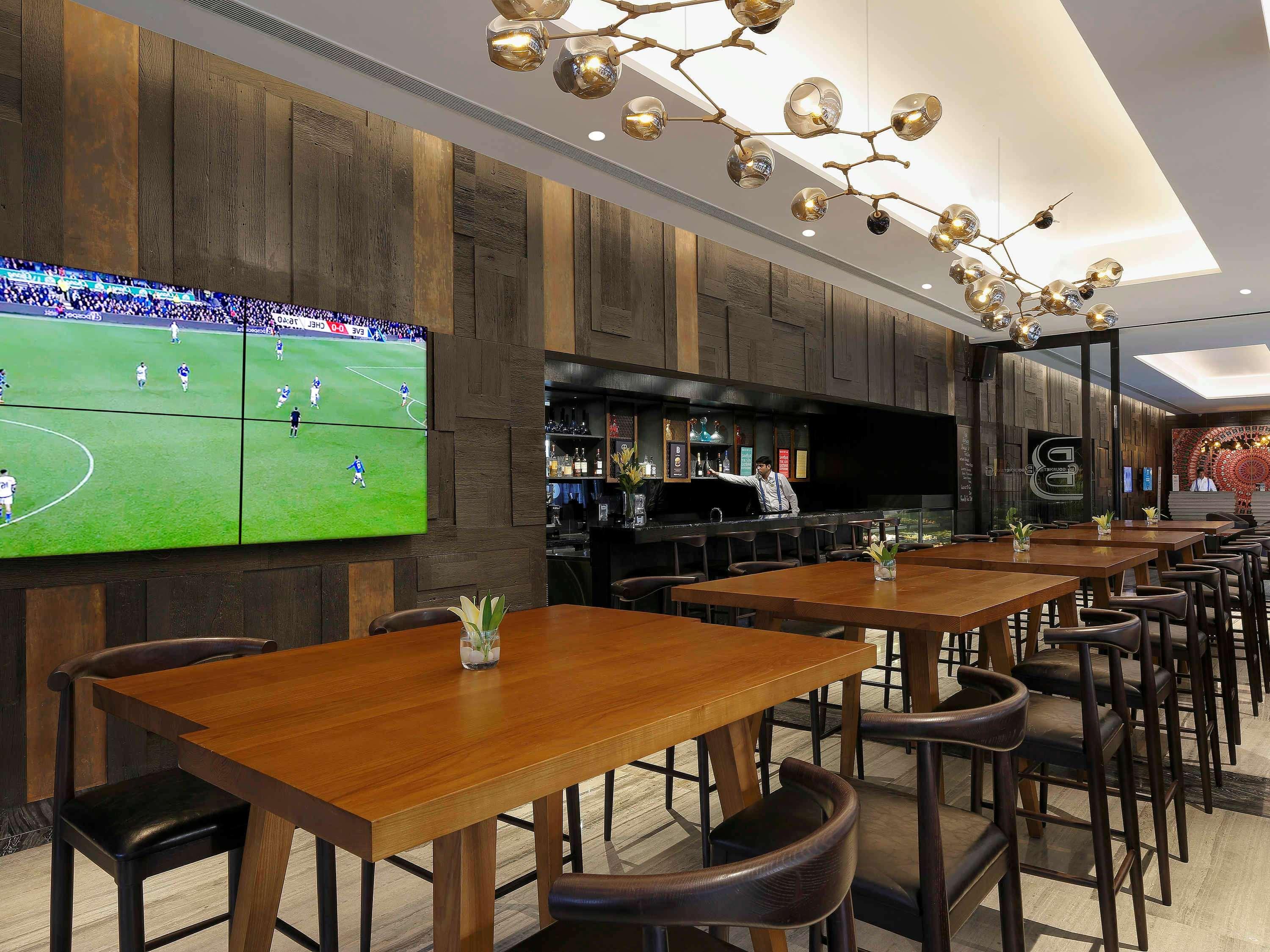Hotel Novotel Chamiers Road 5*